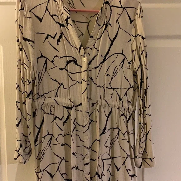 Mod Cloth tunic - Picture 3 of 3